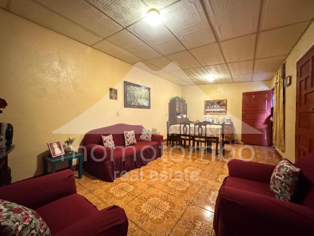 Casa en Venta Barrio Santa Rosa, Managua